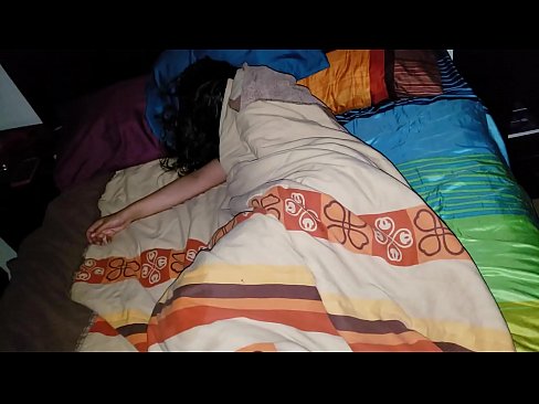 ❤️ Stepson dema ku di xew de ye, xatirê dayika xwe ya ciwan dike. ❤️ Porno li me ku.ph-vassena.ru ☑